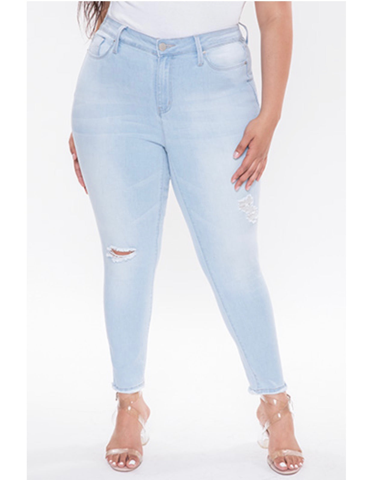 CURVY DENIM